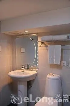 Dingtian Ruili Service Apartment Hotel Σανγκάη